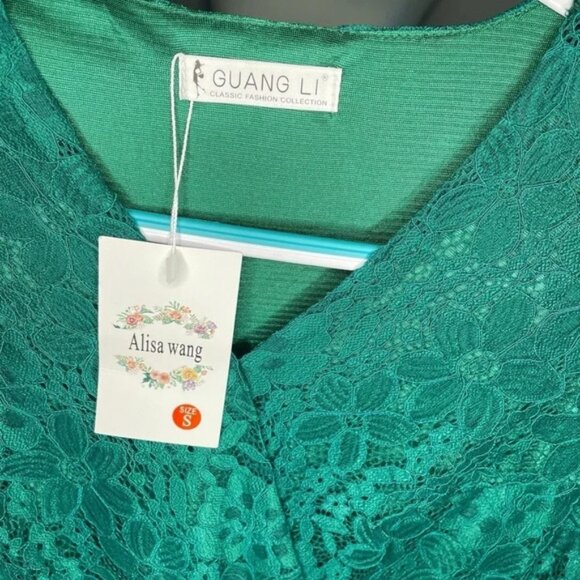 Guang Li collection lace dress - Picture 2 of 3